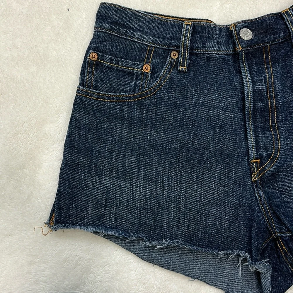 501s Levi denim dark wash size 27 - Picture 9 of 14